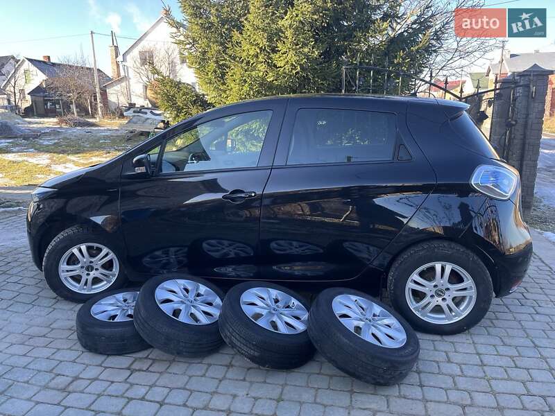 Хетчбек Renault Zoe 2016 в Львові фото 2 Хетчбек Renault Zoe 2016 в Львові