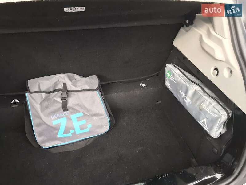 Хэтчбек Renault Zoe 2018 в Тернополе