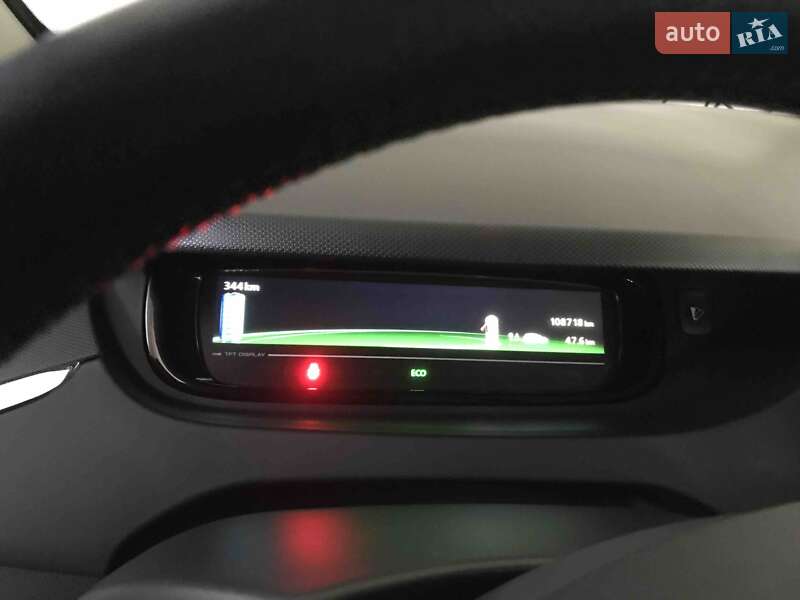 Хэтчбек Renault Zoe 2018 в Тернополе