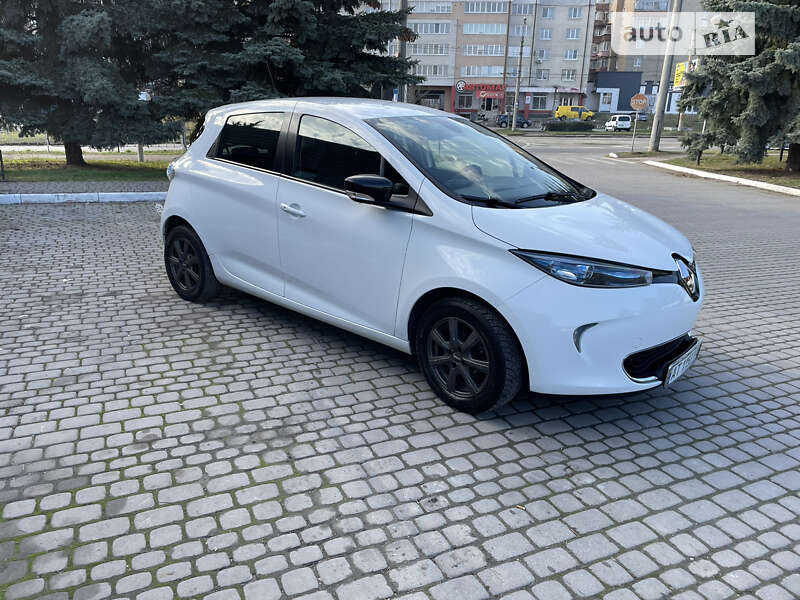 Хэтчбек Renault Zoe 2018 в Ивано-Франковске