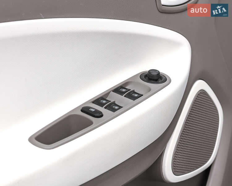 Хетчбек Renault Zoe 2013 в Луцьку