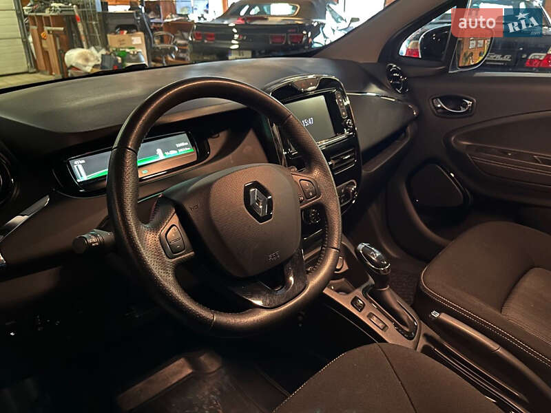 Хетчбек Renault Zoe 2017 в Києві фото 9 Хетчбек Renault Zoe 2017 в Києві