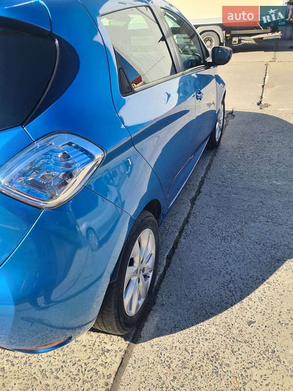 Хэтчбек Renault Zoe 2016 в Львове