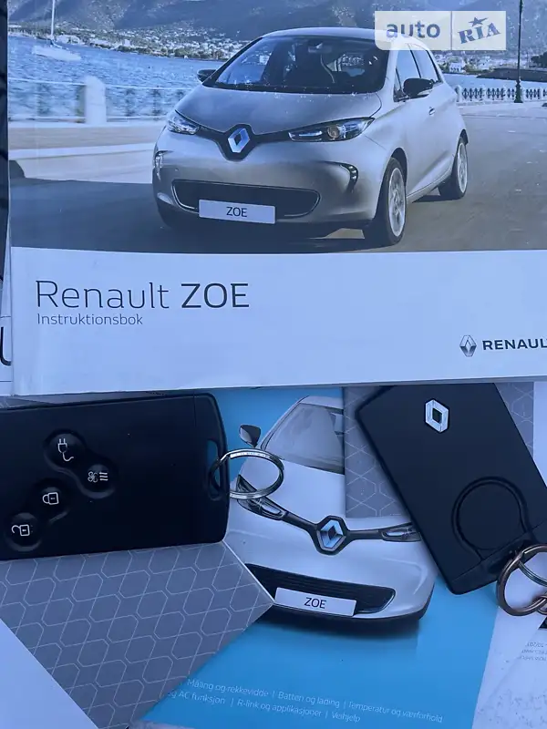 Хэтчбек Renault Zoe 2016 в Полтаве документ