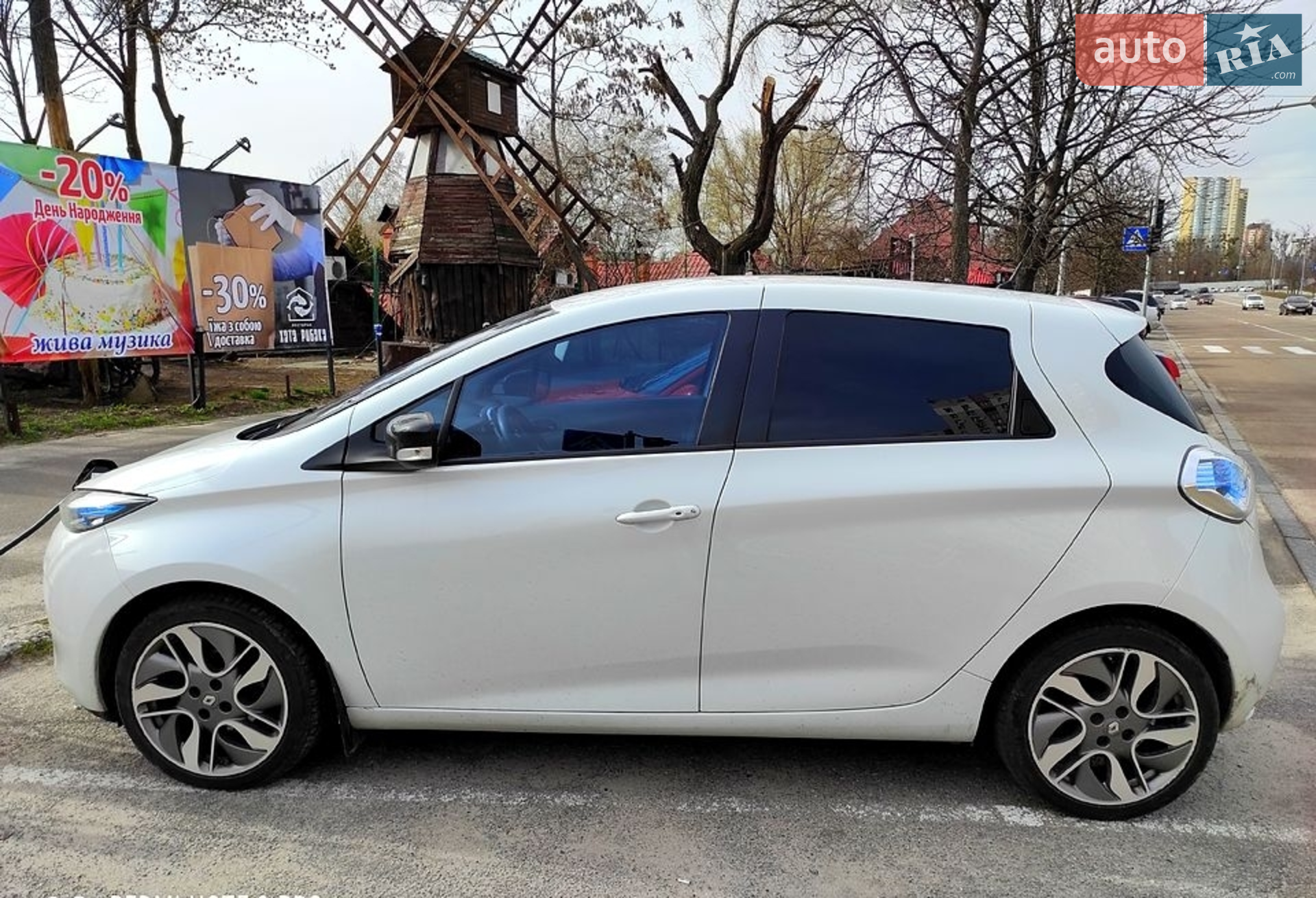 2016 Renault ZOE - мініатюра 17