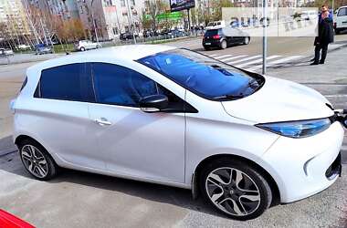 Хэтчбек Renault Zoe 2016 в Киеве