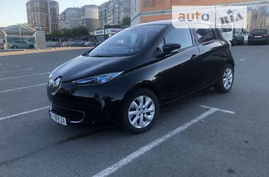 Хэтчбек Renault Zoe 2015 в Вышгороде