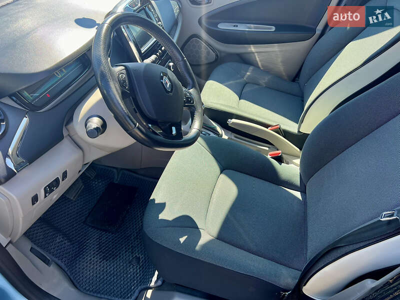 Хэтчбек Renault Zoe 2015 в Хмельницком