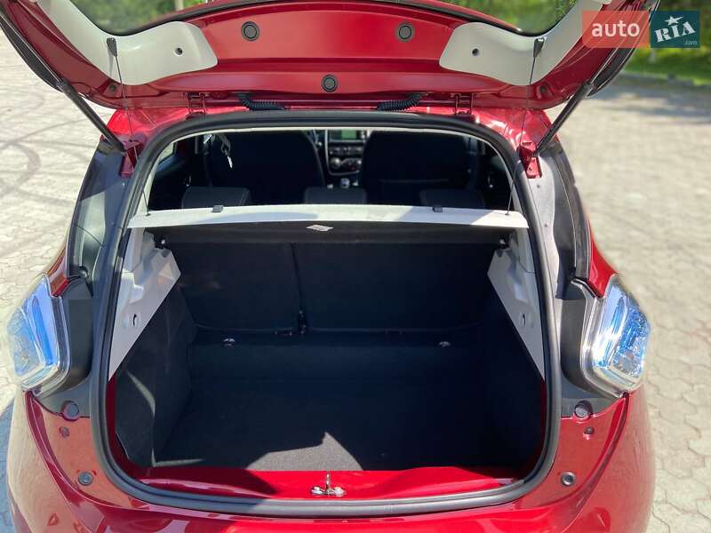 Хэтчбек Renault Zoe 2019 в Дубно