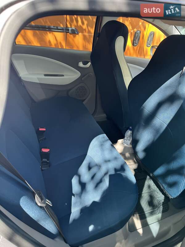 Хетчбек Renault Zoe 2014 в Києві