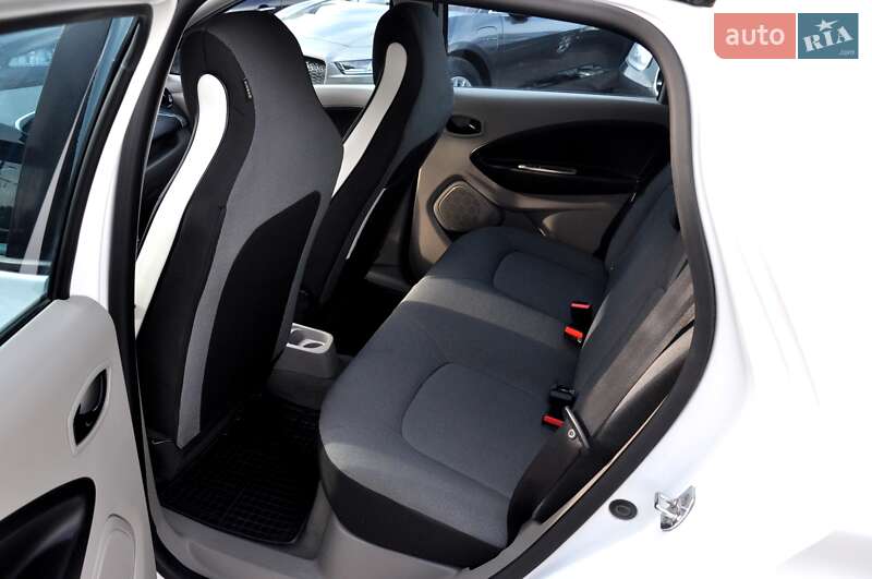 Хетчбек Renault Zoe 2015 в Львові