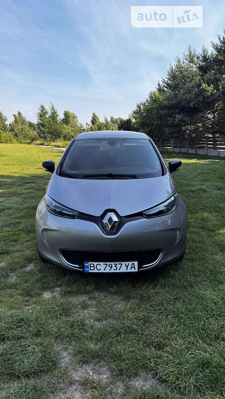 Хетчбек Renault Zoe 2016 в Львові