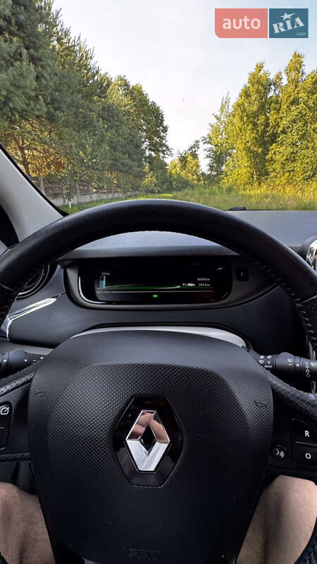 Хетчбек Renault Zoe 2016 в Львові