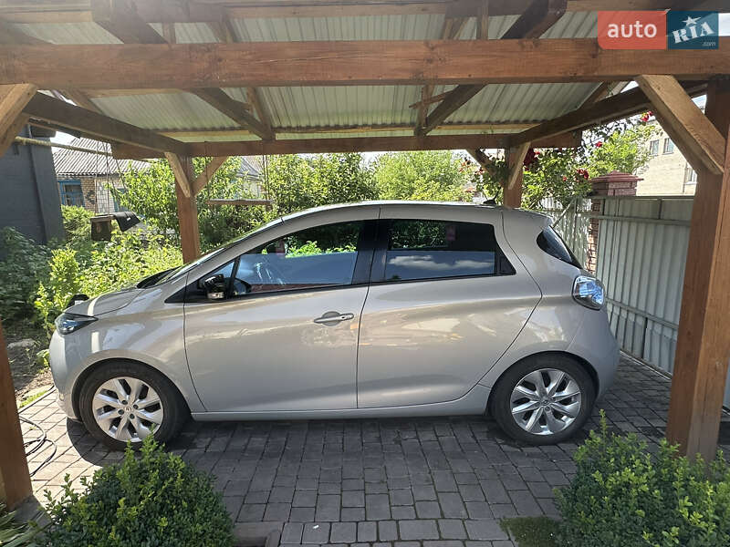 Хэтчбек Renault Zoe 2013 в Деражне фото 4 Хэтчбек Renault Zoe 2013 в Деражне