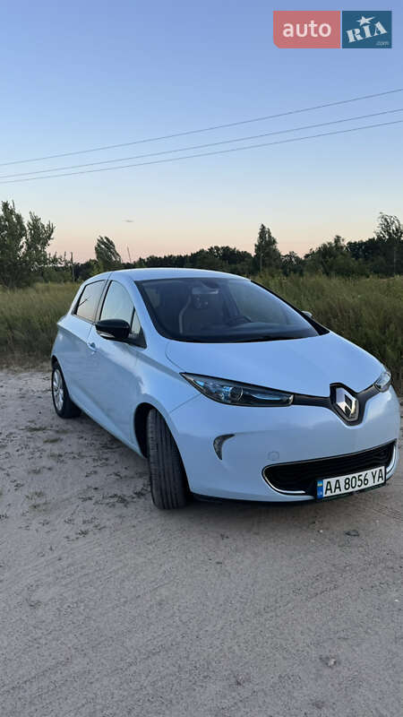 Хетчбек Renault Zoe 2015 в Києві