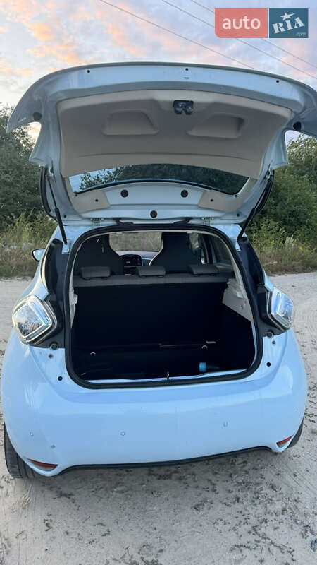 Хетчбек Renault Zoe 2015 в Києві