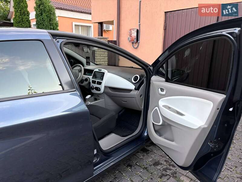 Хетчбек Renault Zoe 2017 в Кагарлику