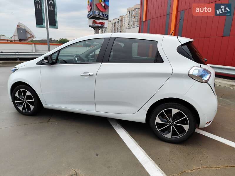 Хэтчбек Renault Zoe 2017 в Киеве