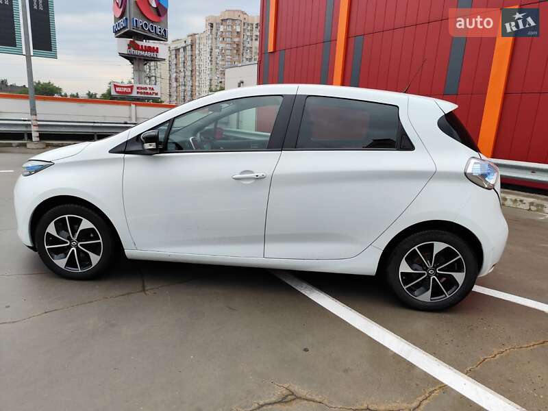 Хэтчбек Renault Zoe 2017 в Киеве