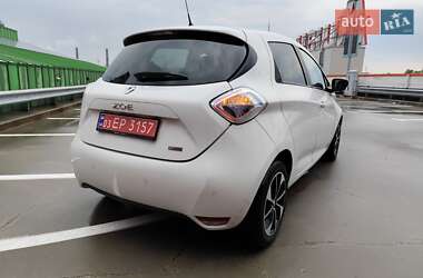 Хэтчбек Renault Zoe 2017 в 