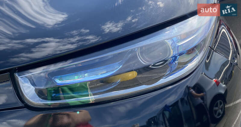 Хэтчбек Renault Zoe 2017 в Киеве фото 10 Хэтчбек Renault Zoe 2017 в Киеве