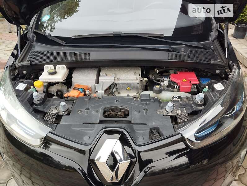 Хэтчбек Renault Zoe 2013 в Черновцах