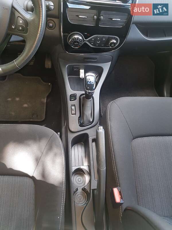 Хетчбек Renault Zoe 2017 в Дрогобичі