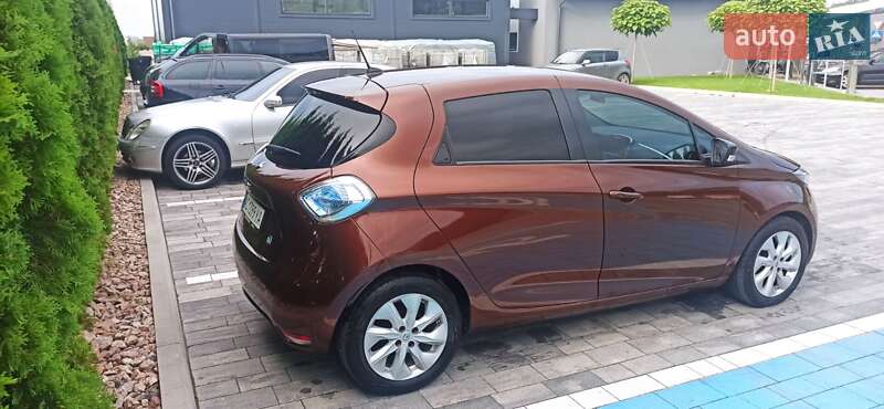 Хэтчбек Renault Zoe 2015 в Луцке