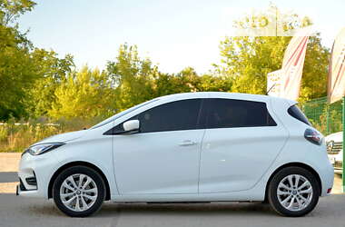 Хэтчбек Renault Zoe 2020 в 