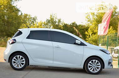 Хэтчбек Renault Zoe 2020 в 