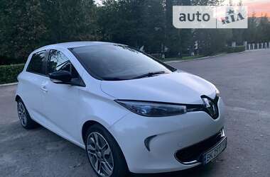 Хэтчбек Renault Zoe 2016 в Дубно