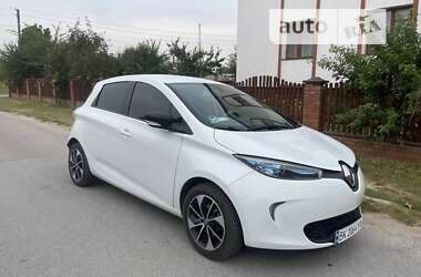 Хэтчбек Renault Zoe 2018 в Млинове