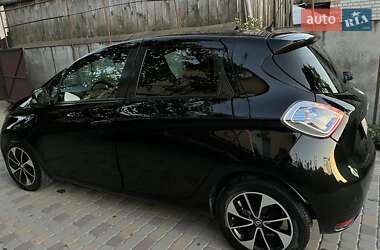Хэтчбек Renault Zoe 2018 в 