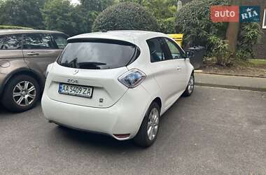 Хетчбек Renault Zoe 2013 в 
