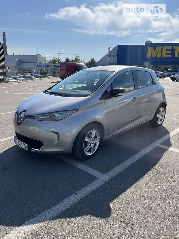 Хэтчбек Renault Zoe 2016 в Львове