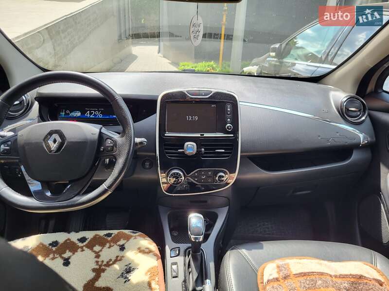 Хэтчбек Renault Zoe 2017 в Луцке