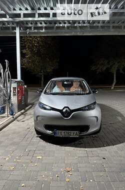 Хетчбек Renault Zoe 2014 в Хмельницькому