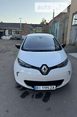 Хэтчбек Renault Zoe 2014 в 