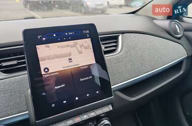 Хэтчбек Renault Zoe 2019 в 