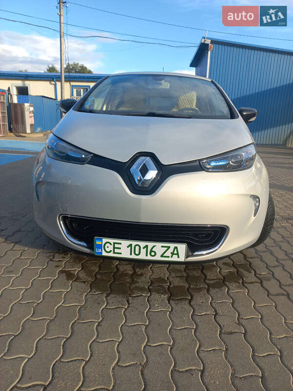 Хетчбек Renault Zoe 2016 в Чернівцях