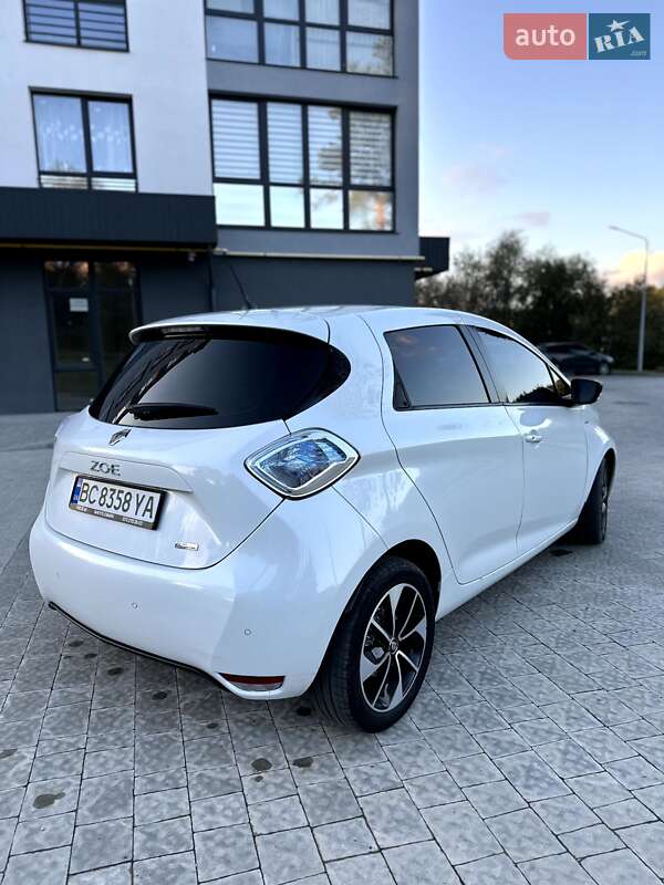 Хэтчбек Renault Zoe 2017 в Новояворовске фото 9 Хэтчбек Renault Zoe 2017 в Новояворовске