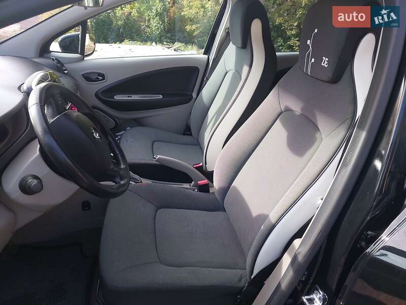 Хэтчбек Renault Zoe 2015 в Житомире