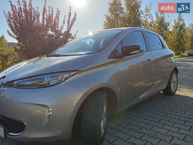 Хэтчбек Renault Zoe 2015 в Одессе фото 16 Хэтчбек Renault Zoe 2015 в Одессе
