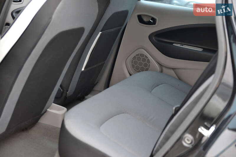 Хетчбек Renault Zoe 2016 в Луцьку