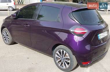 Хэтчбек Renault Zoe 2020 в 