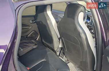 Хэтчбек Renault Zoe 2020 в 