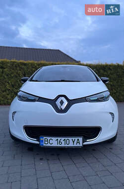 Хетчбек Renault Zoe 2016 в 