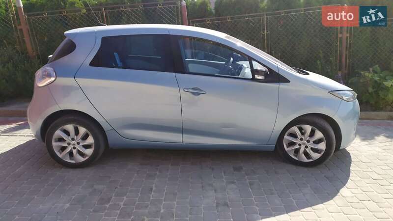 Хэтчбек Renault Zoe 2013 в Золочеве