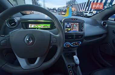 Хэтчбек Renault Zoe 2017 в 
