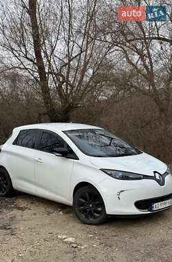 Хэтчбек Renault Zoe 2016 в Перечине